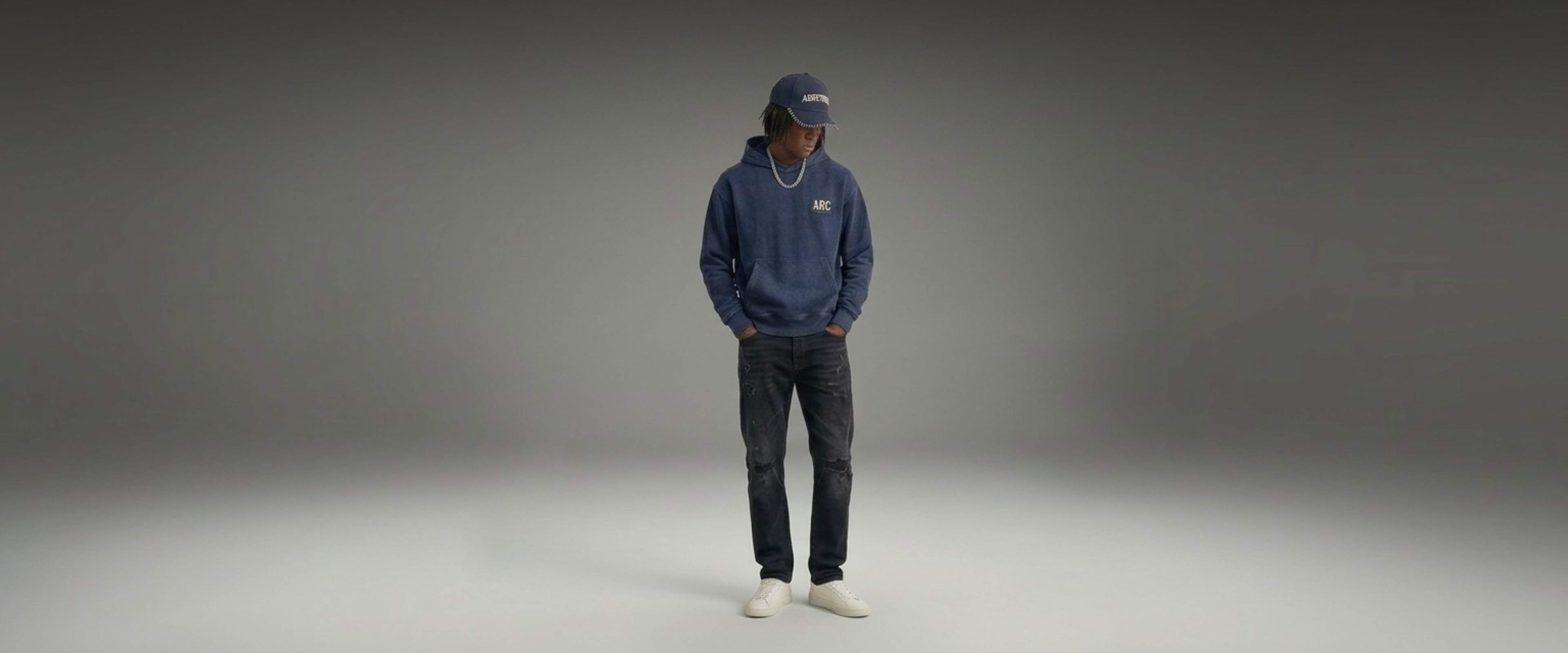 slider image slider_item_Pw8xMn